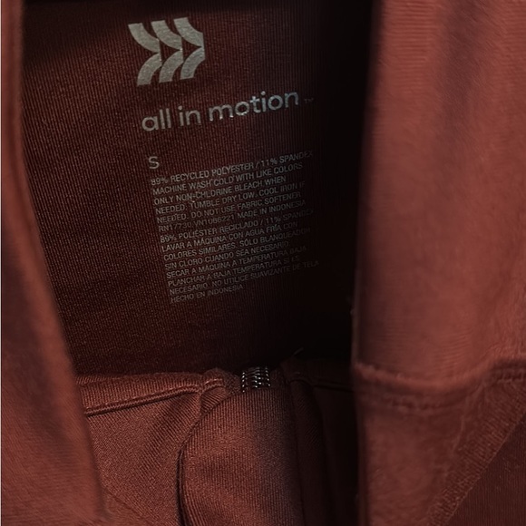 Runner’s Jacket - Picture 2 of 2